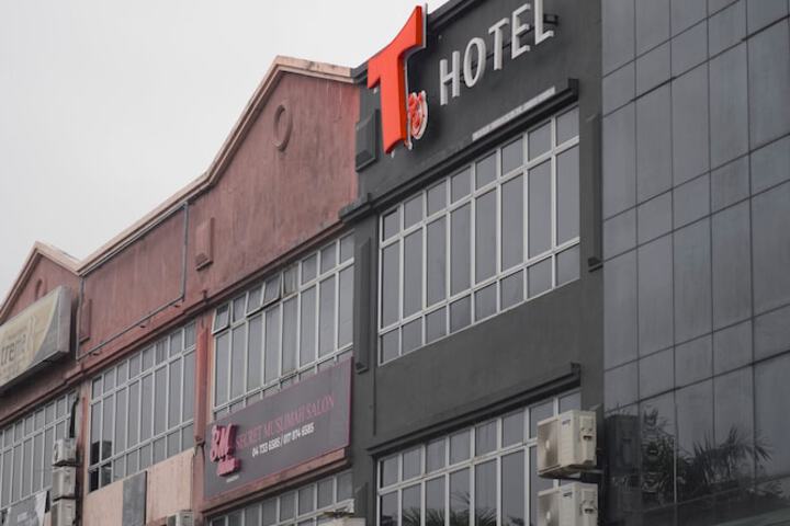 Hotel 35 of 38