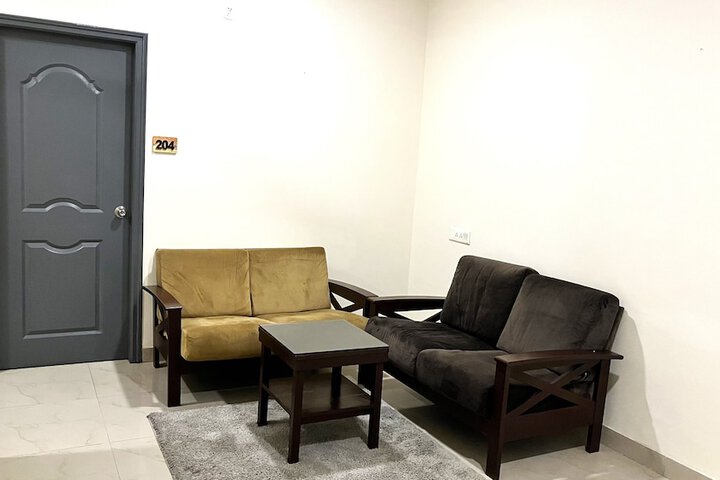 Room 50 of 66