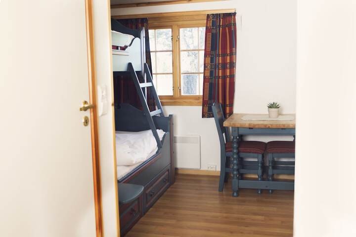 Room 2 of 45