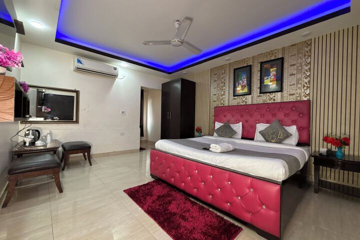 Room 37 of 111
