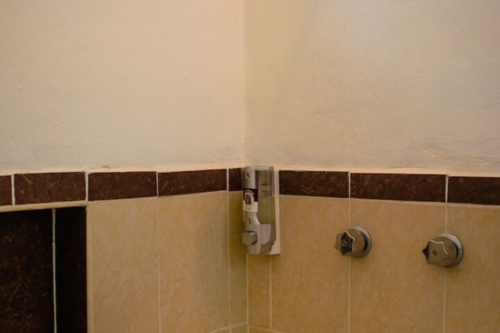 Room 52 of 54