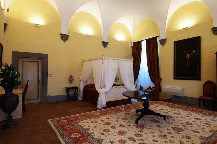 Room 3 of 86