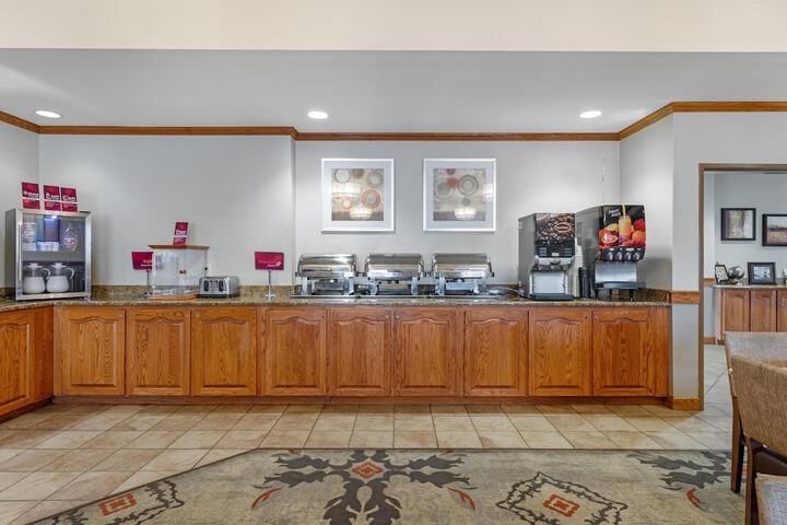Breakfast area