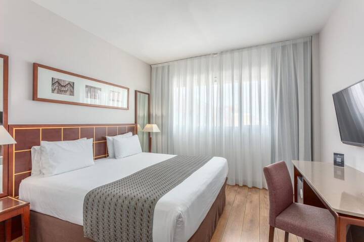 Room 20 of 48