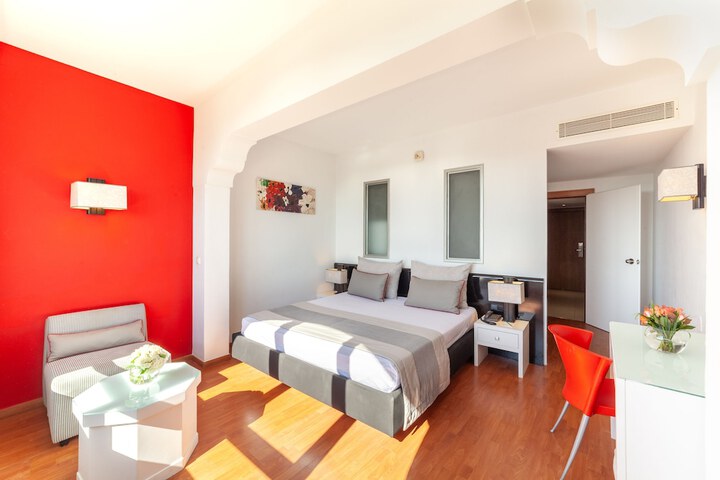 Room 14 of 47