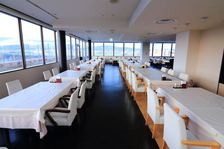 Dining Photos