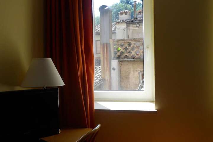 Room 16 of 55