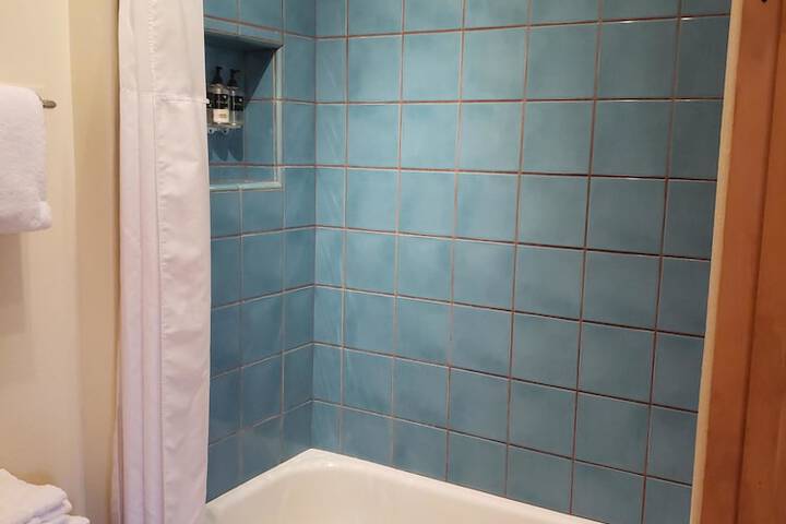 Room 22 of 93