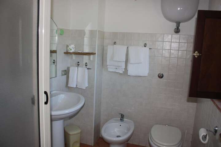 Room 30 of 61