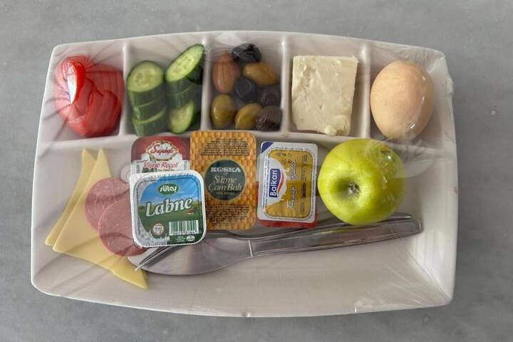 Breakfast meal