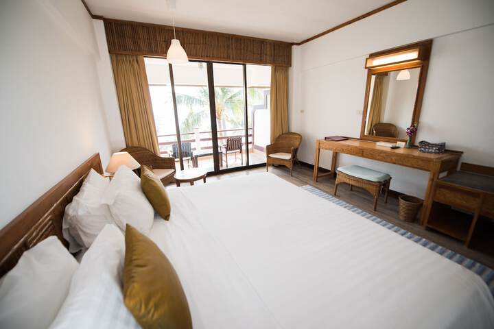 Room 37 of 149