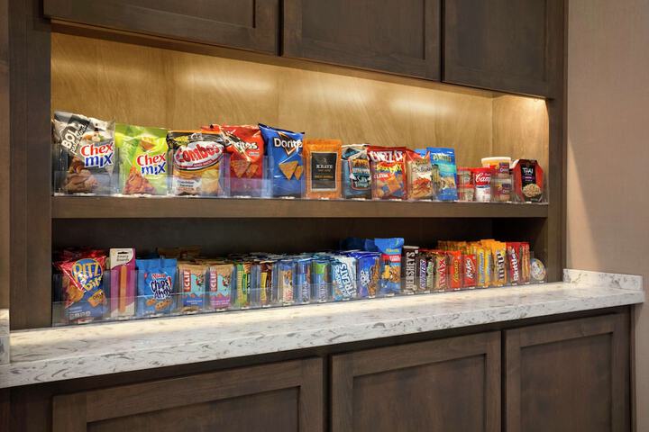 Snack bar