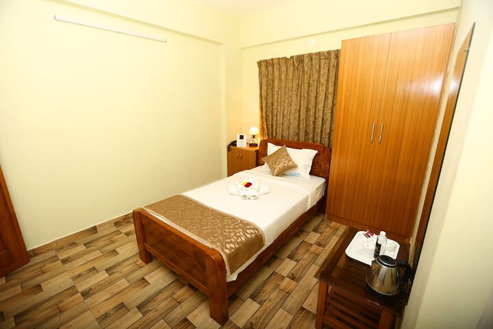Room 15 of 54