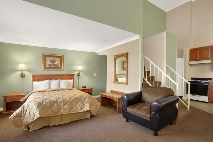 Room 19 of 64