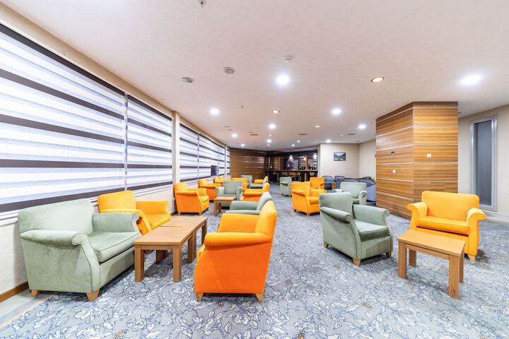 Guest Lobby