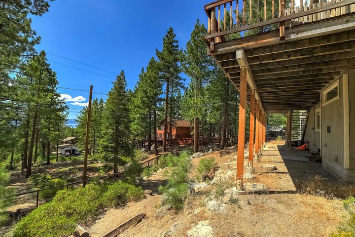 Property Grounds 34 of 39