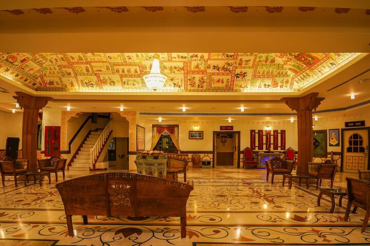 Hotel Interior 4 of 198