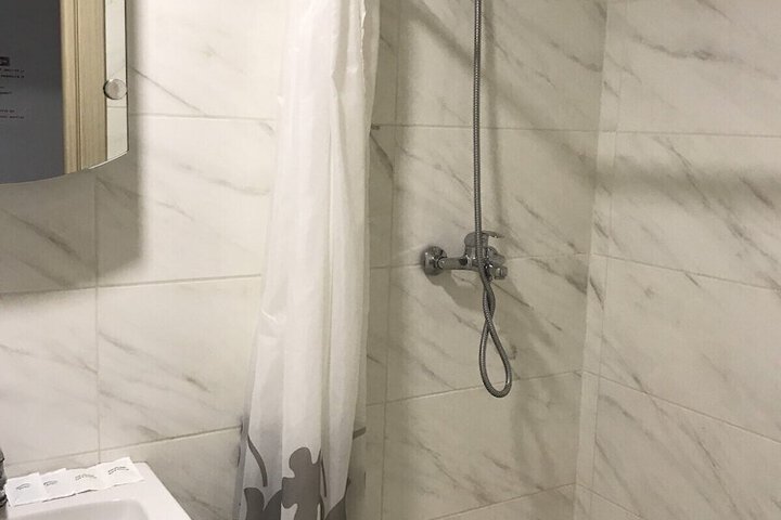 Room 110 of 128