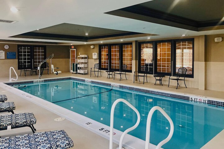 Pool 70 of 92