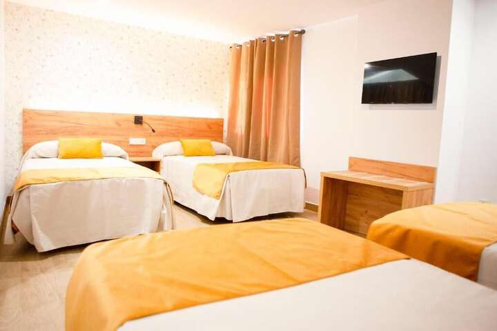 Room 6 of 21