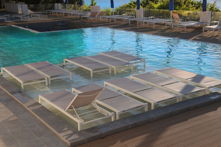 Pool 66 of 101