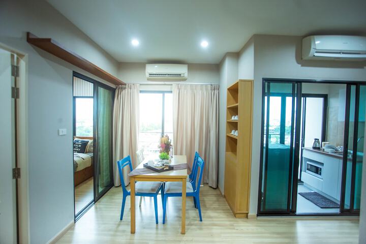 Room 28 of 34