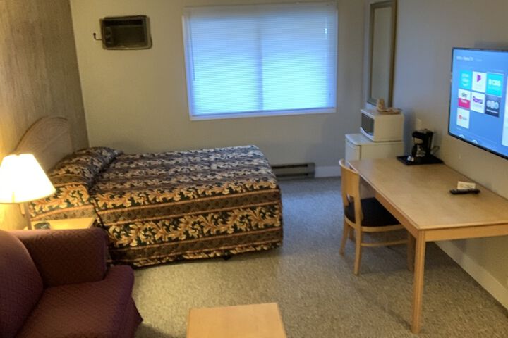 Room 20 of 63