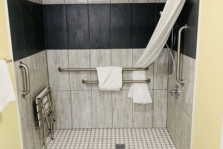 Bathroom shower