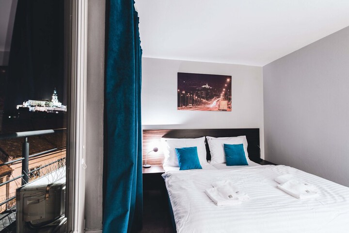 Room 9 of 59