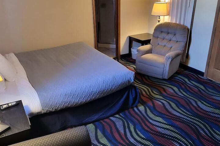 Room 14 of 72