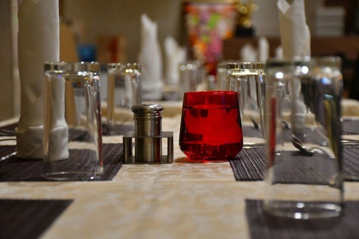 Dining 21 of 24