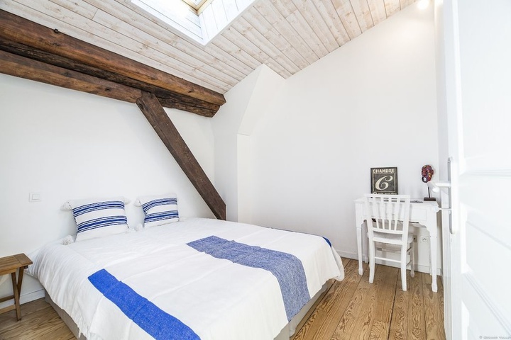 Room 4 of 22