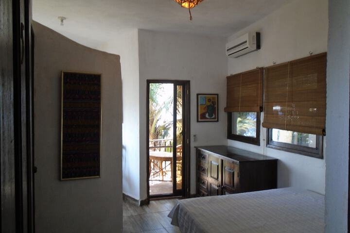Room 41 of 228