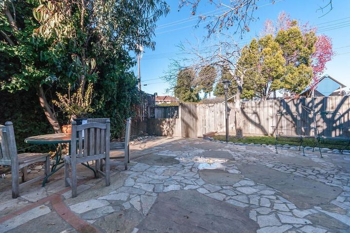 Terrace/Patio 19 of 22