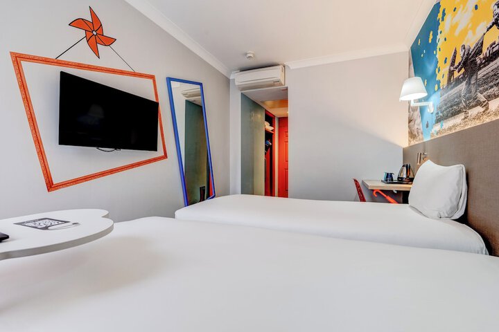 Room 35 of 101