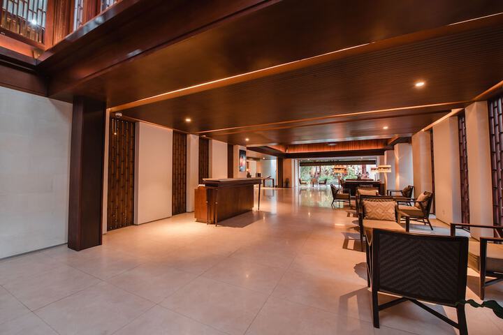 Hotel Interior 4 of 192