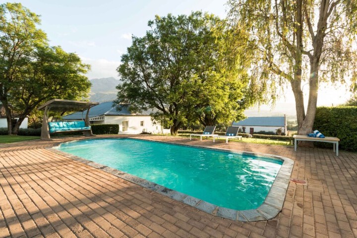 Hotel with Pool