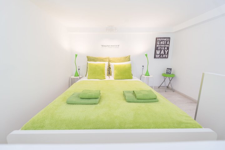 Room 6 of 29