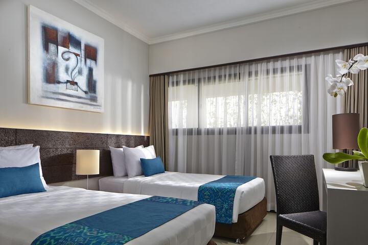 Room 12 of 92