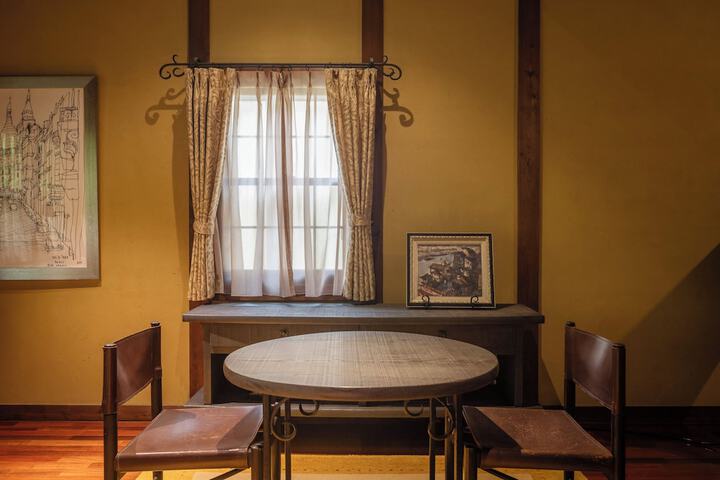 Room 11 of 75