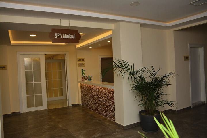 Hotel Interior 103 of 135