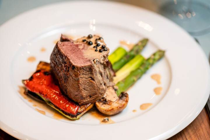Dining 49 of 69