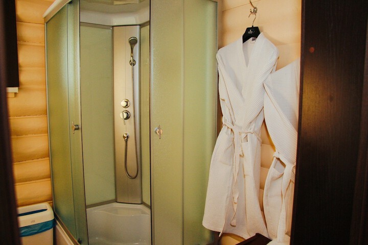 Room 22 of 42