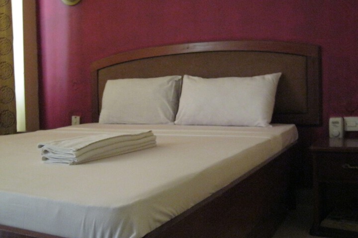 Room 26 of 46