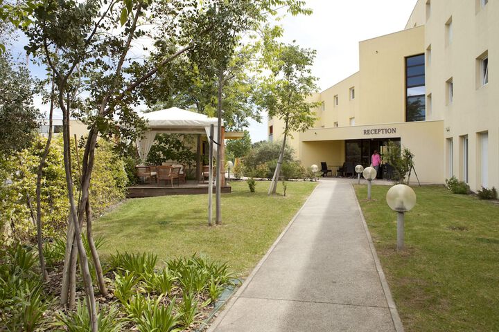 Exterior Photo