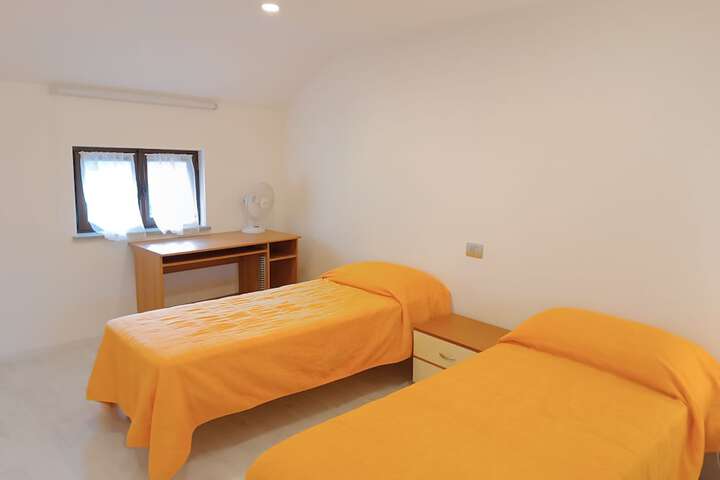 Room 7 of 21