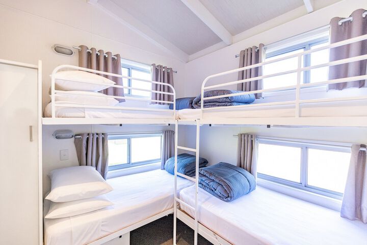 Room 13 of 125