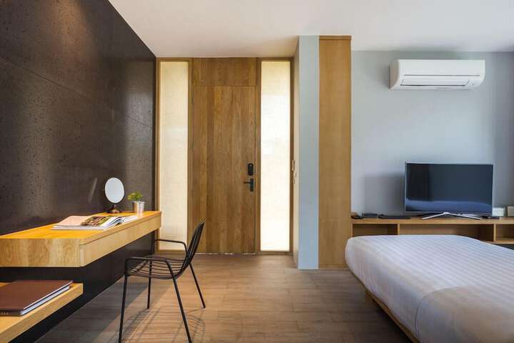 Room 20 of 119