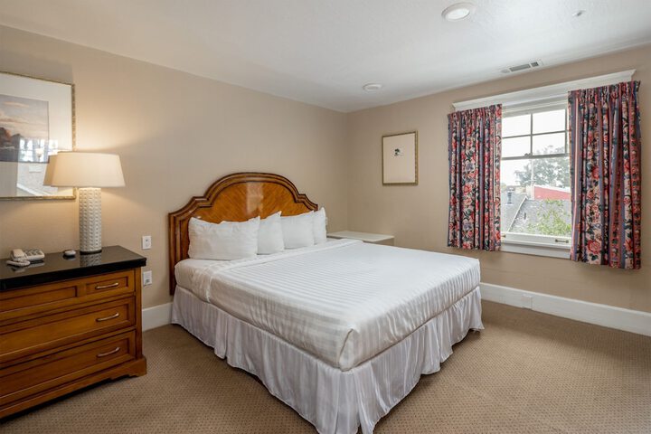 Room 10 of 58