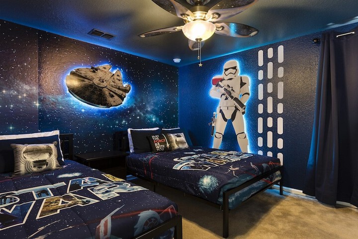 Room 465 of 710